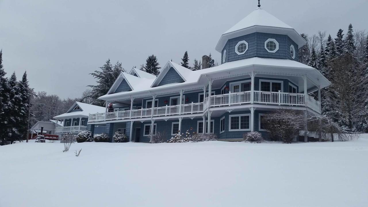 La Maison Bleue Du Lac Wallace Coaticook Esterno foto